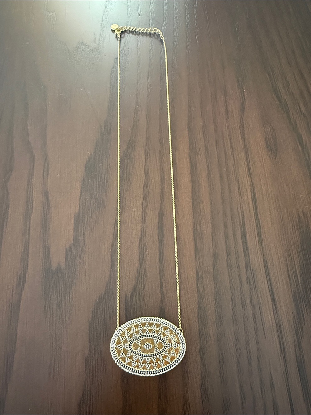 Delicate Gold Oval Filigree Pendant Necklace